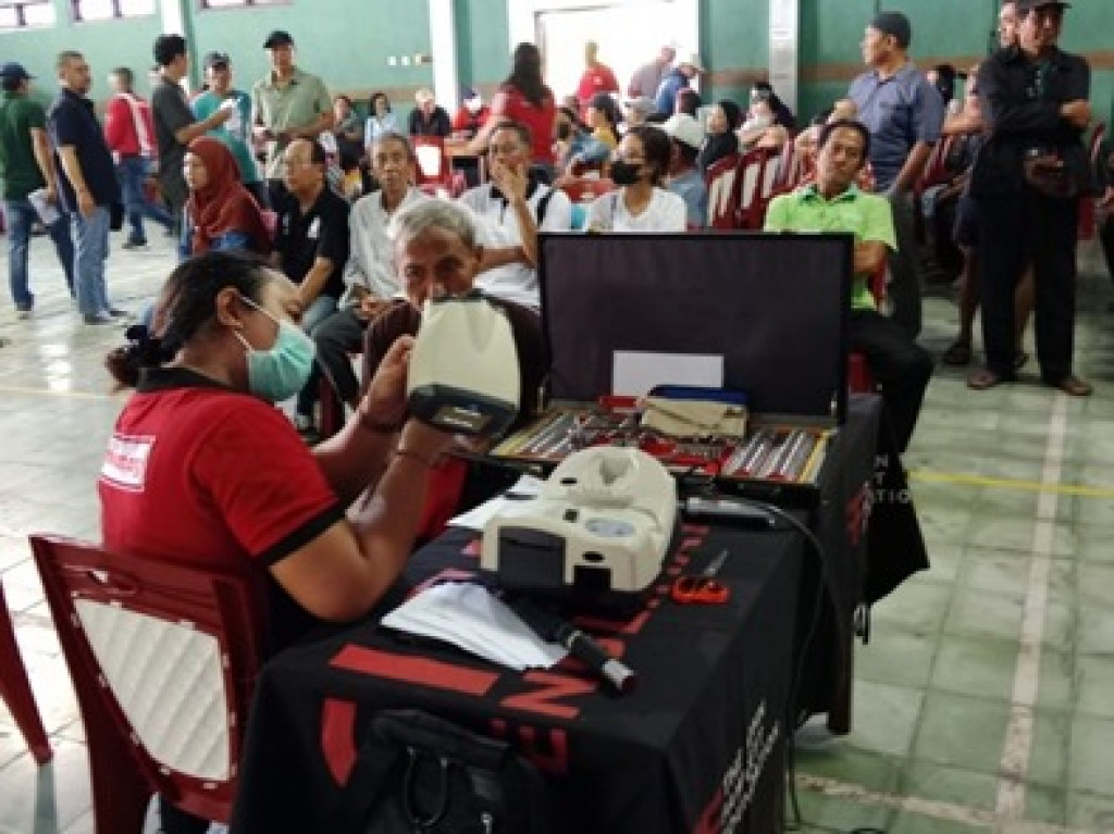 Cek Mata dan Operasi Katarak Gratis dalam Rangka Bulan Bhakti Gotong Royong ke-XXI di Desa Dalung